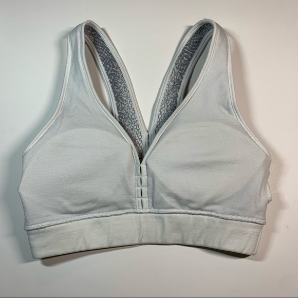 Rykä Small white snakeskin print active sports bra - Picture 9 of 10